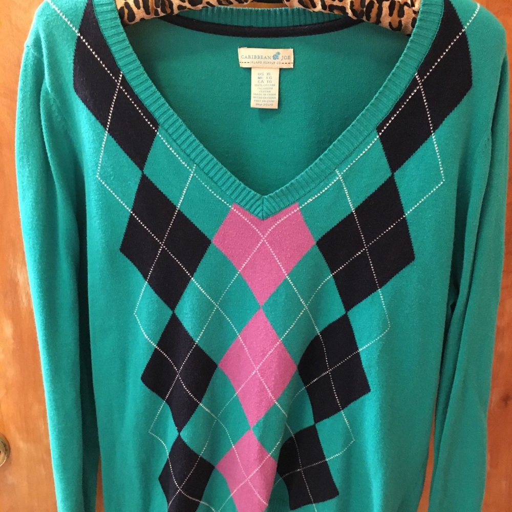 Argyle pattern sweater
